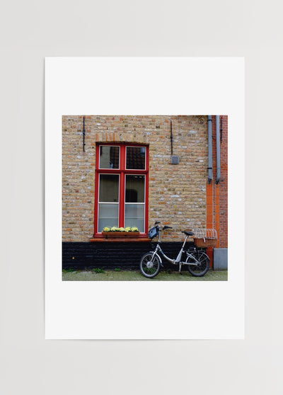 Brüksel Bisiklet ve Pencere Fotoğrafı Poster Baskı