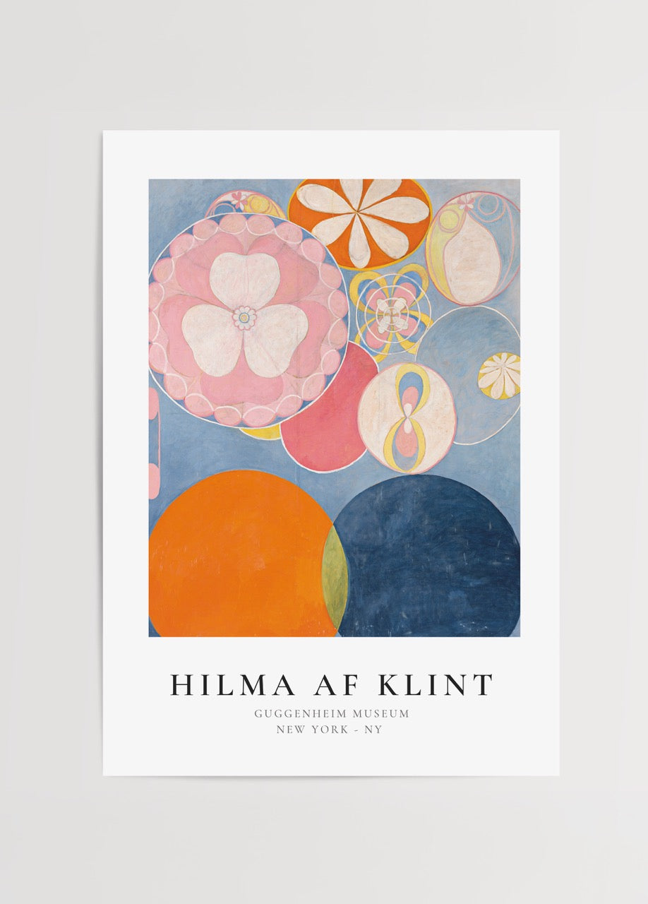 Hilma af Klint’in Guggenheim Müzesi koleksiyonundan, renkli soyut daire ve çiçek formları içeren sanat posteri.