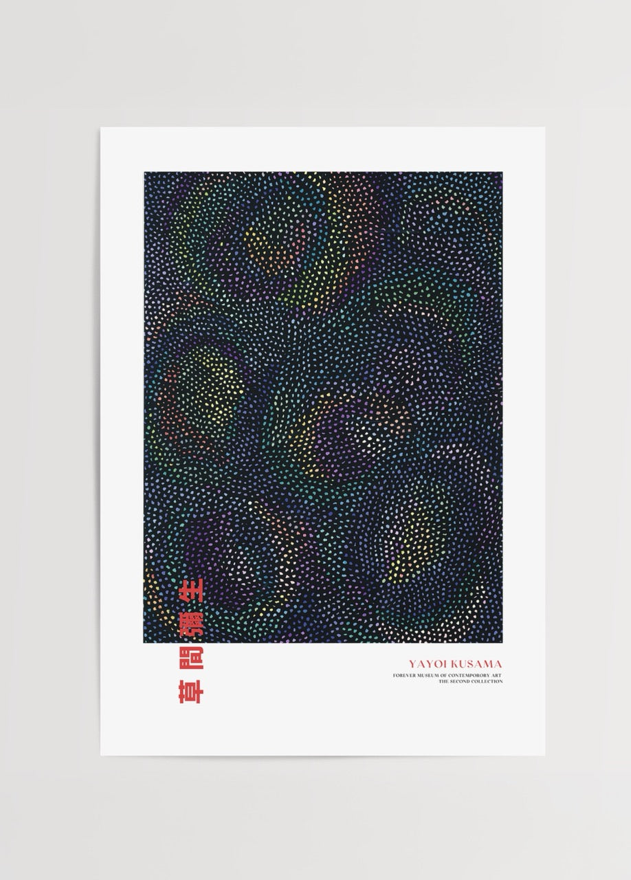 Renkli nokta dokularından oluşan lacivert zeminli modern Japon soyut sanat posteri