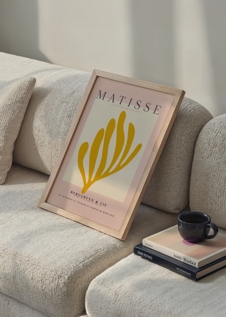 Sarı dal figürlü, pembe çerçeveli Henri Matisse tarzı modern sanat posteri