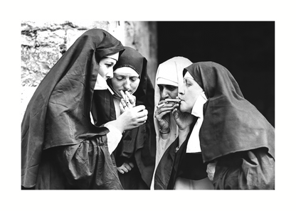 Smoking Nuns Vintage Fotoğraf Poster Baskı