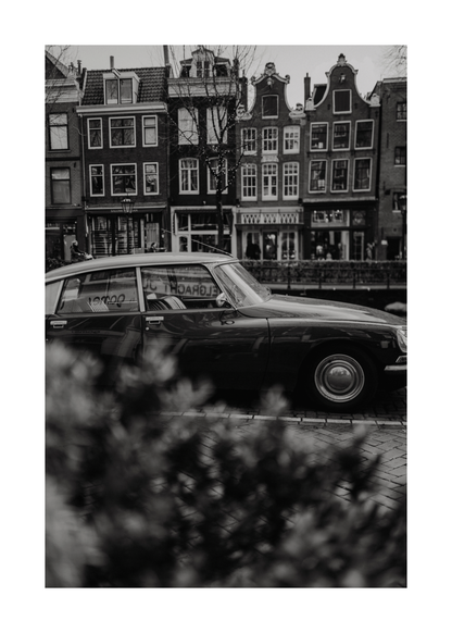 Amsterdam Vintage Car – Siyah Beyaz Şehir Fotoğrafı Poster Baskı