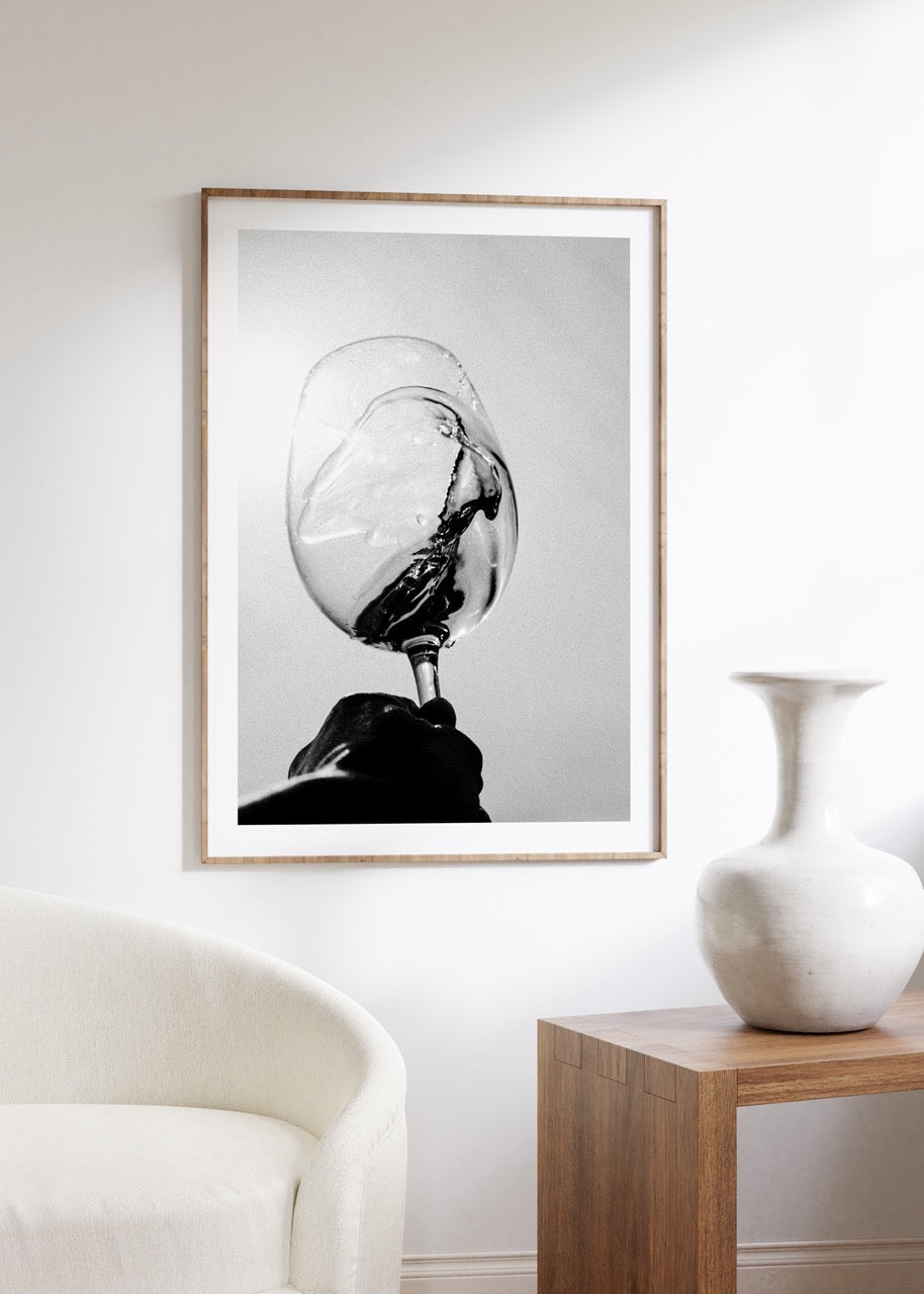 Siyah Beyaz Kadeh Fotoğraf Çerçevesiz Poster
