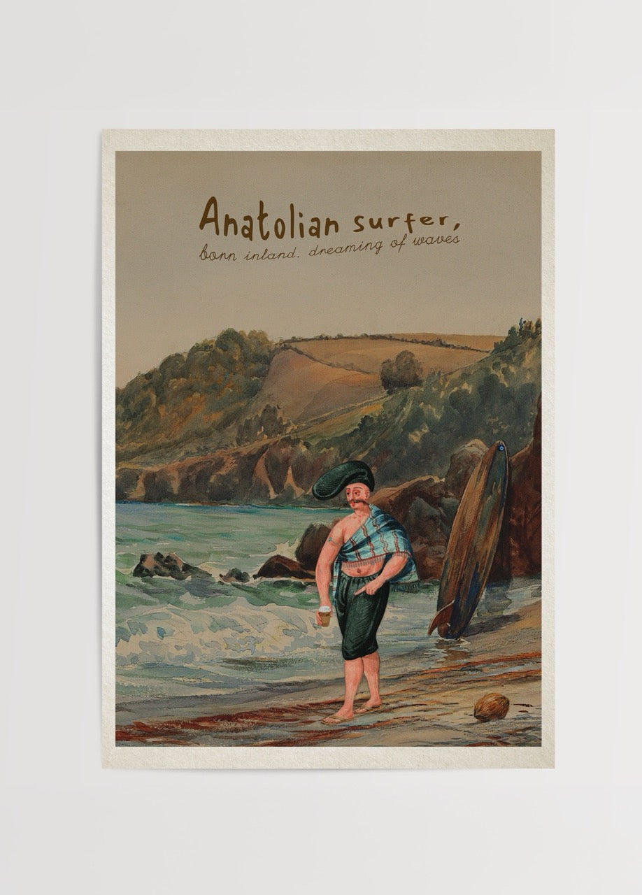 Sörf tahtasıyla Anadolu kıyısında duran figürlü Anatolian Surfer poster baskı