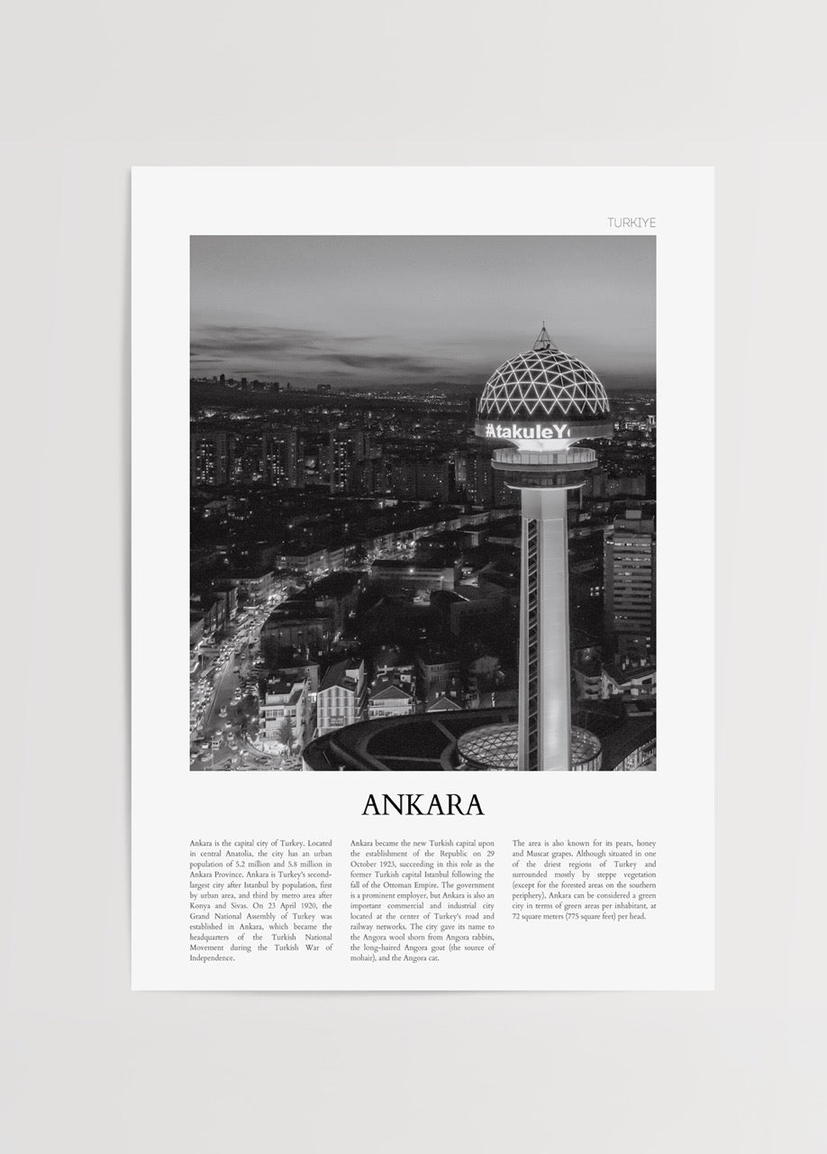 Gece Ankara manzarasında ışıklı Atakule&