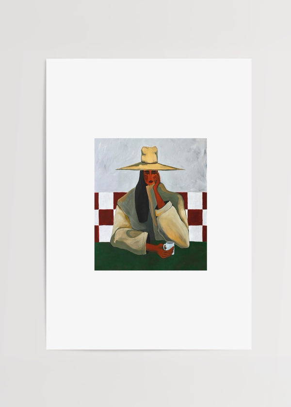 Nida Büyük’ün Calm in a Cup posteri, kahve içen şapkalı kadın figürüyle modern figüratif sanat baskısı.