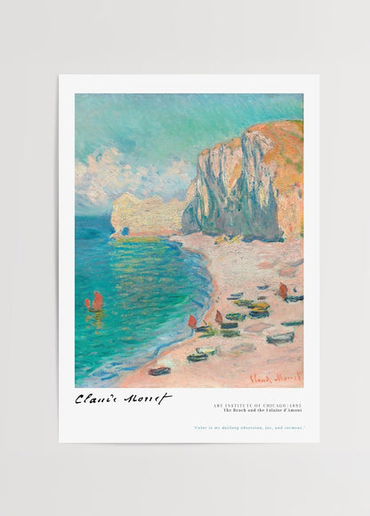 Claude Monet’nin Etretat kıyılarını betimlediği pastel tonlarda plaj ve falez illüstrasyon posteri