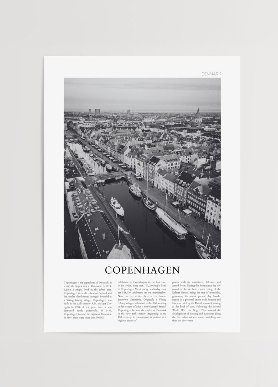 Kopenhag Nyhavn bölgesine yukarıdan bakış içeren siyah beyaz şehir posteri
