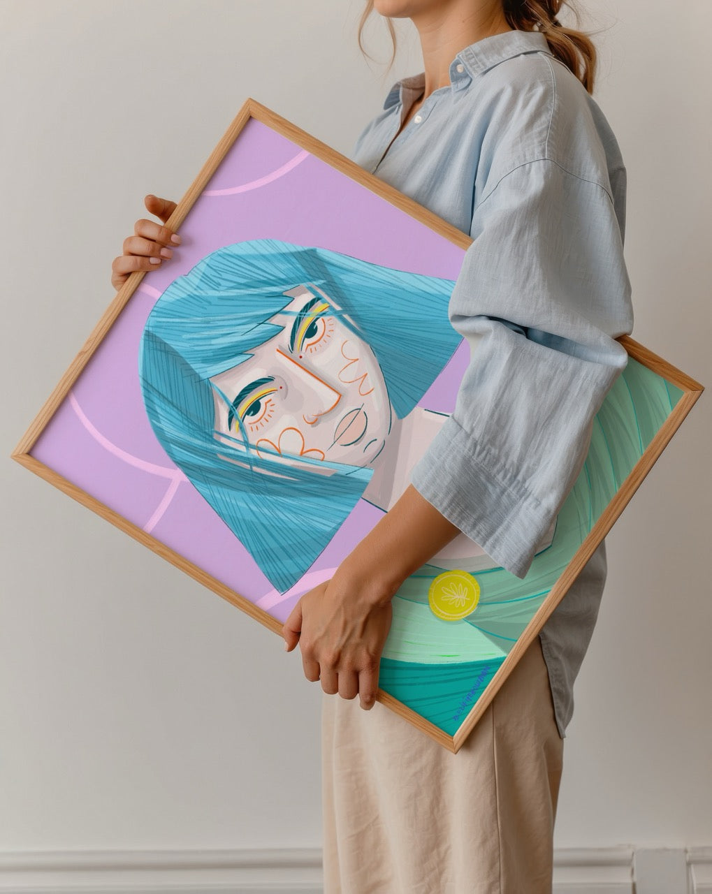 Elif İpek Oğuzhan’ın Eidlyn adlı eseri – pastel mor ve mavi tonlarda modern kadın portresi illüstrasyon posteri.