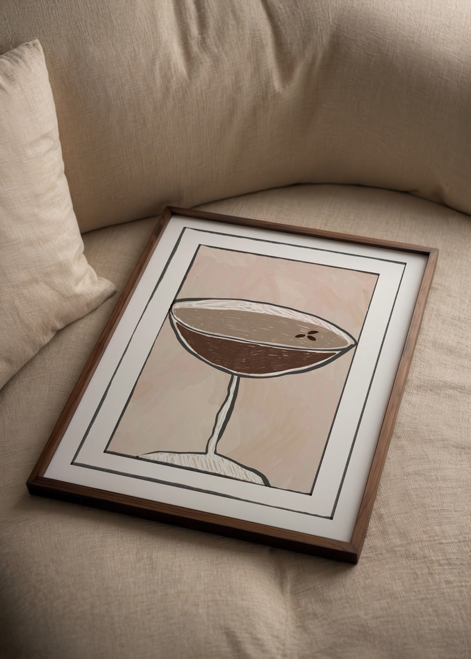 Minimal çizgilerle tasarlanmış espresso martini kokteyl kadehi illüstrasyonu