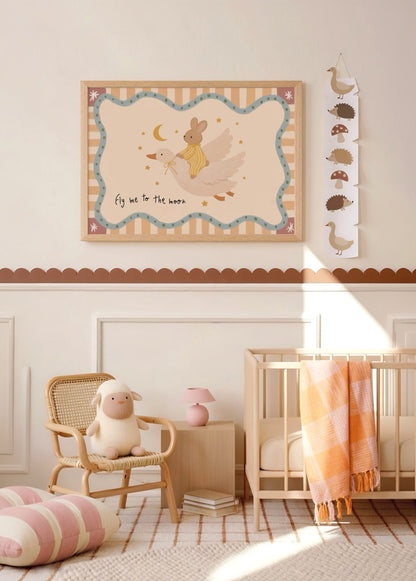 Ay ve yıldızlar arasında kaz üzerinde uçan tavşan illüstrasyonlu pastel çocuk odası posteri.