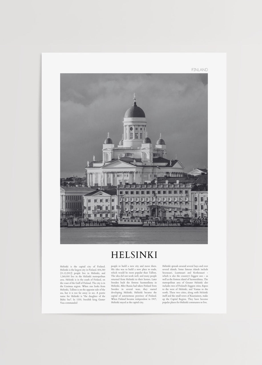 Baltık kıyısında Helsinki Katedrali’nin yer aldığı siyah beyaz şehir posteri