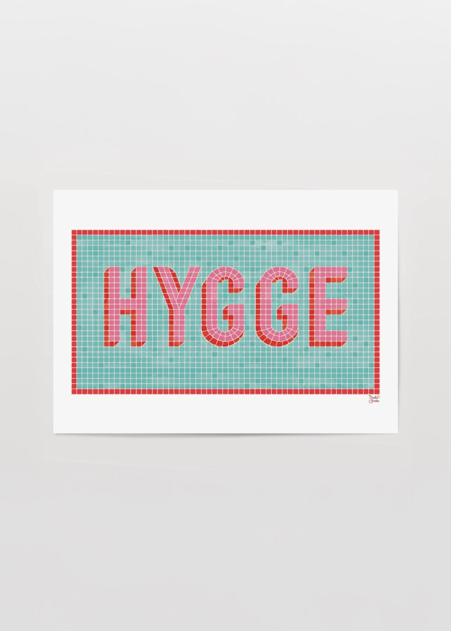 Thola Studio Hygge poster baskı, pastel renkli mozaik tipografi tasarımlı modern İskandinav duvar dekoru