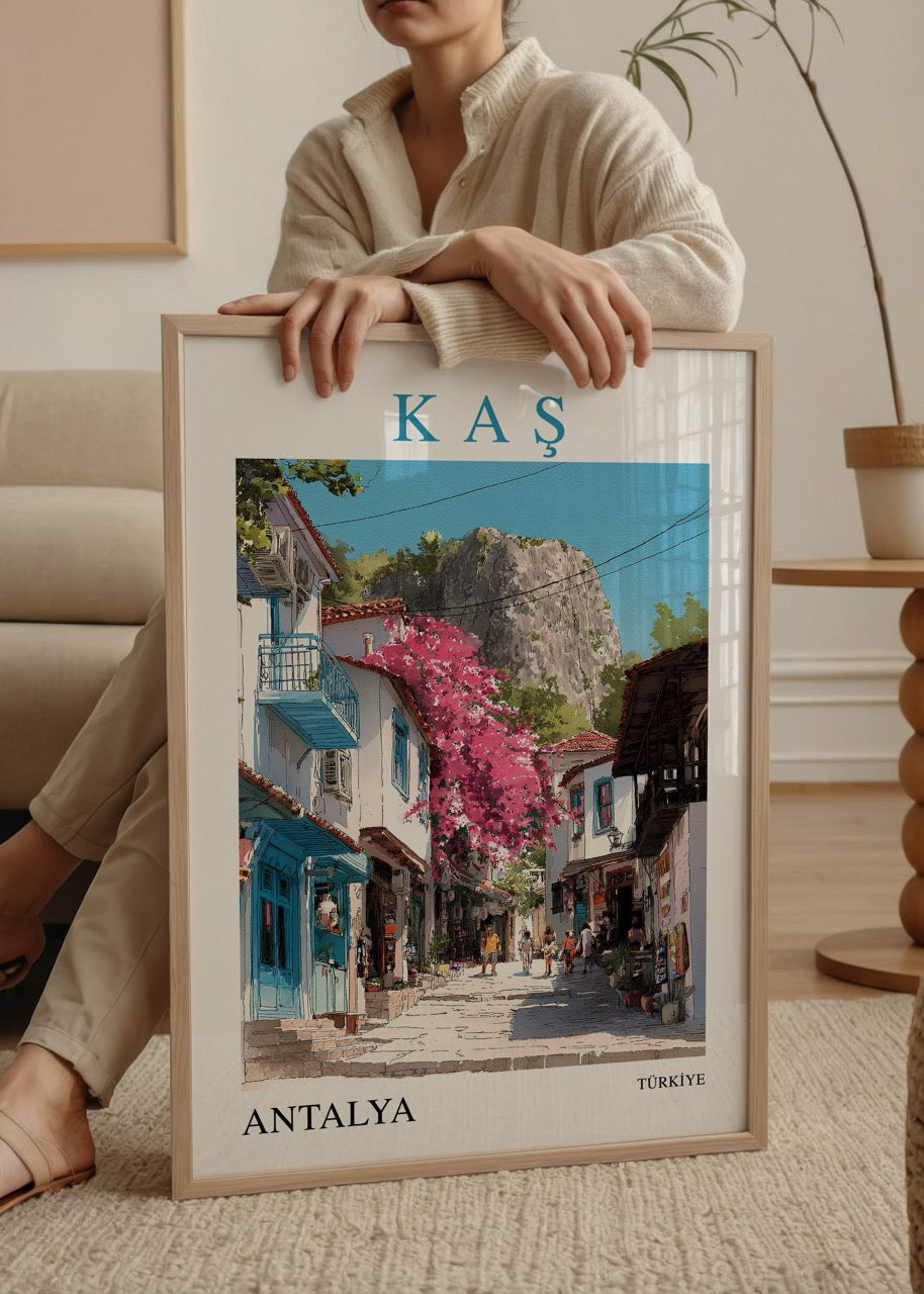 Kaş Antalya posteri, begonvillerle süslü Akdeniz sokakları illüstrasyonu