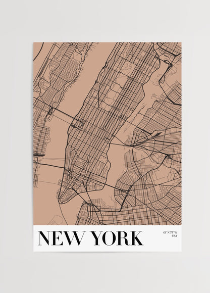 Bej zemin üzerine siyah çizgilerle tasarlanmış New York şehir haritası posteri, modern ve minimalist dekor için ideal.