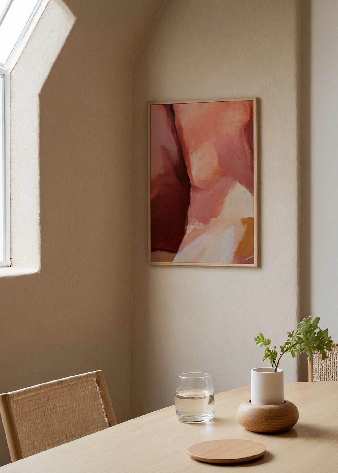 Nils van der Meer Skin art print, bordo, pudra pembe ve krem tonlarında soyut figüratif sanat eseri