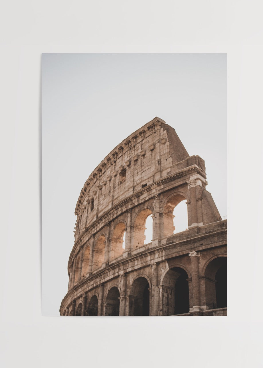 Altın saat ışığında Roma Kolezyumu&