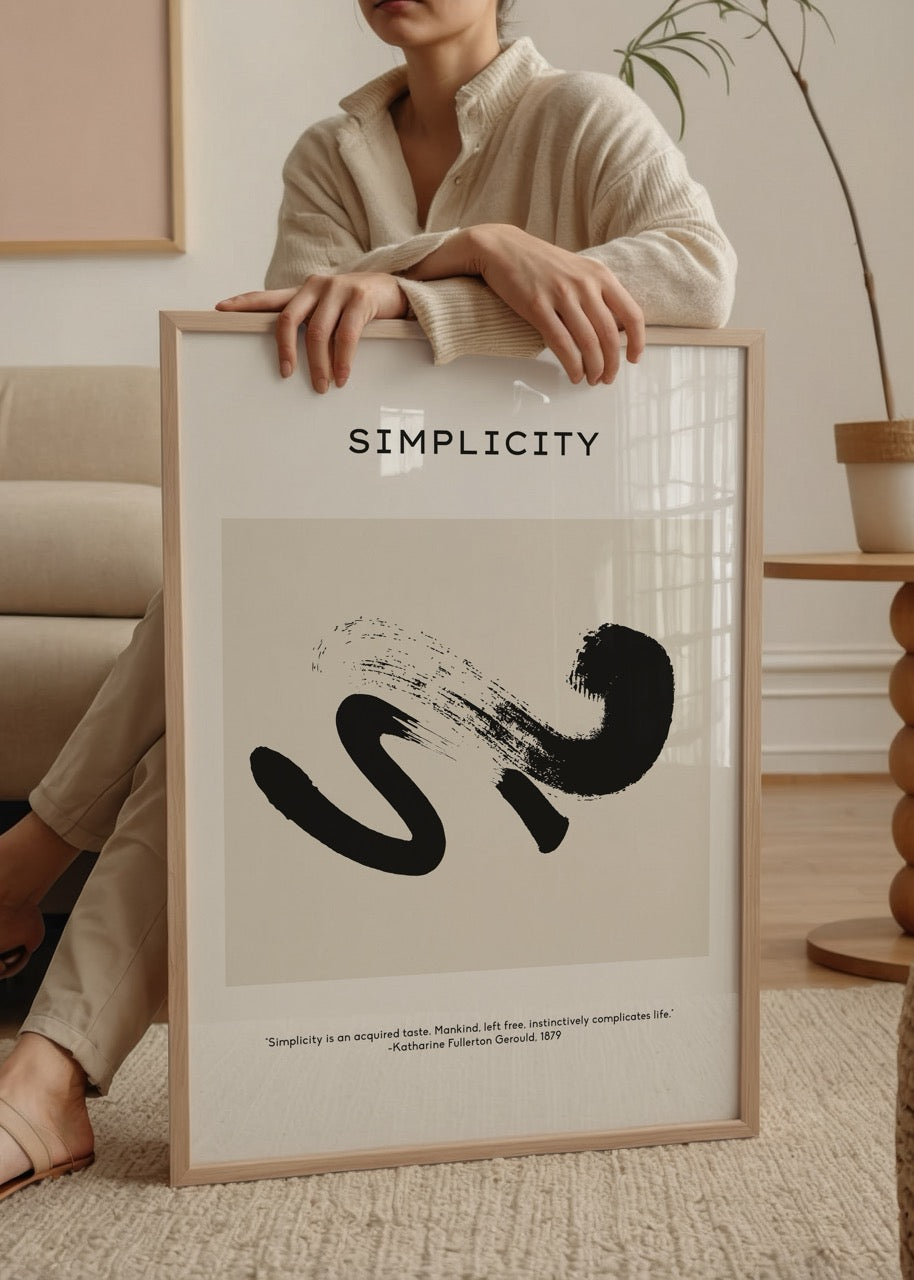 Siyah fırça darbesiyle oluşturulmuş sadelik temalı minimalist poster