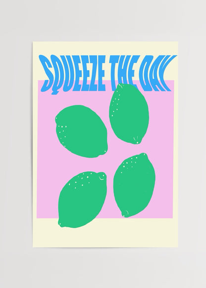 Fulya Genç’in Squeeze the Day posteri, renkli limon illüstrasyonları ve motive edici mesajıyla modern sanat baskısı.
