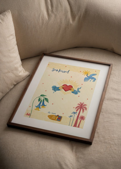 Thola Studio Sunkissed posteri, tropikal öğeler ve kalp figürüyle güneşli sanat illüstrasyonu, modern duvar dekorasyonu.