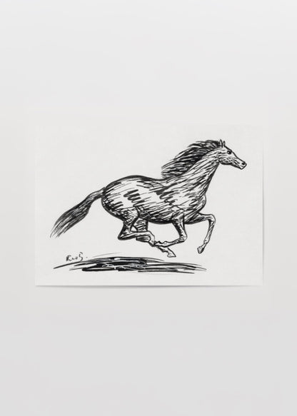 Koşan bir atın siyah mürekkep çizgilerle betimlendiği minimalist ve ekspresif sanat posteri.