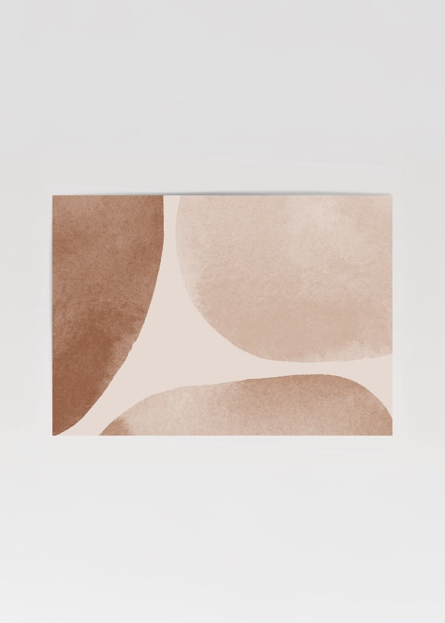 Toprak tonlarında soyut formlarla tasarlanmış minimalist sanat posteri
