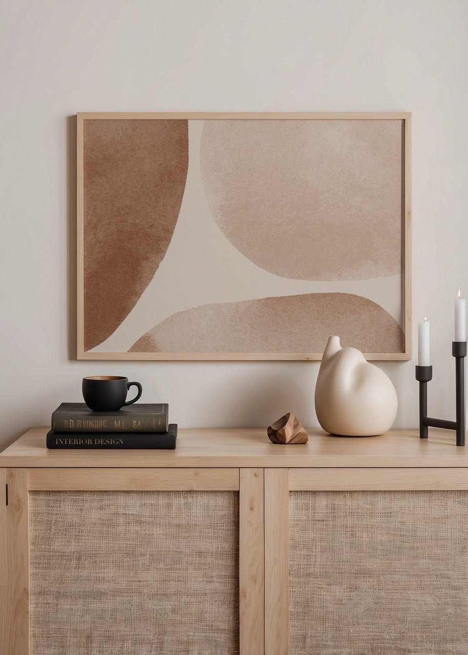 Toprak tonlarında soyut formlarla tasarlanmış minimalist sanat posteri
