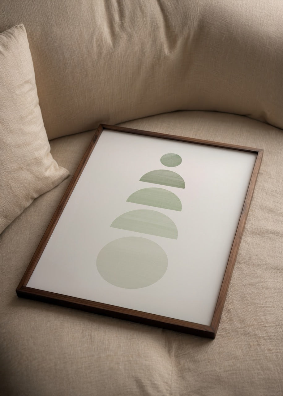Minimalist yeşil tonlarda geometrik daire ve yarım dairelerden oluşan poster baskı